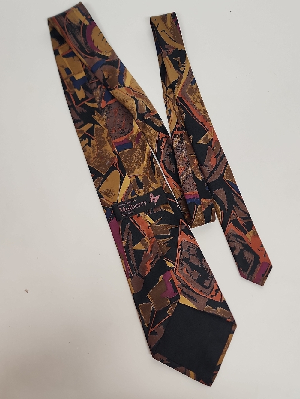 Mulberry Men's Abstract Pattern Made By Hand Pure Silk Tie - Black & Browns